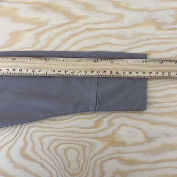 Vuori Shirt Womens Size XS Cobblestone Long Sleeve Feather Tee - Picture 10 of 10